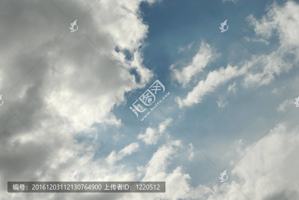云彩和天空