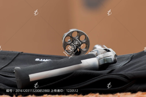 左輪手槍