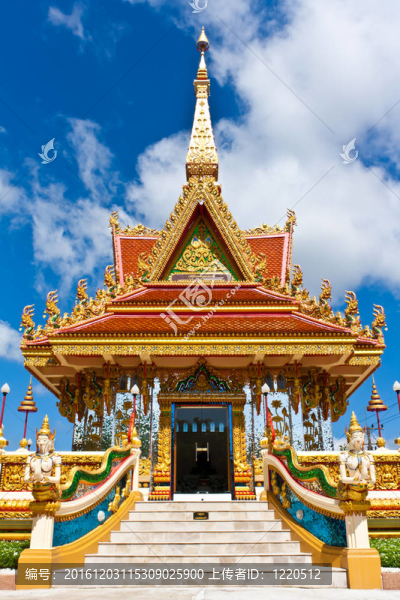 在Ubonratchathani寺門(mén)德普房；泰國(guó)