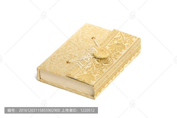 白色背景上的筆記本。