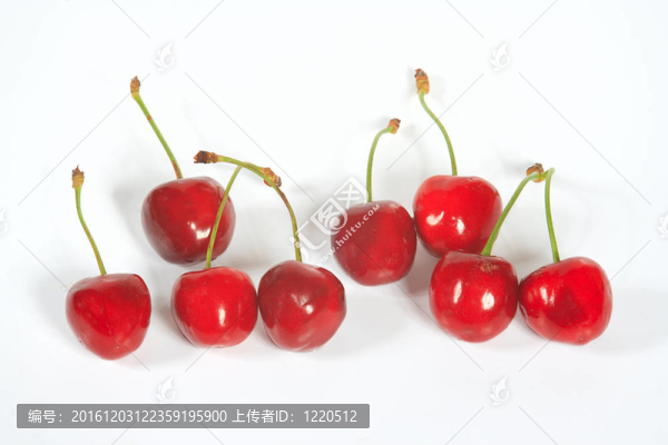 一些甜的深紅色櫻桃