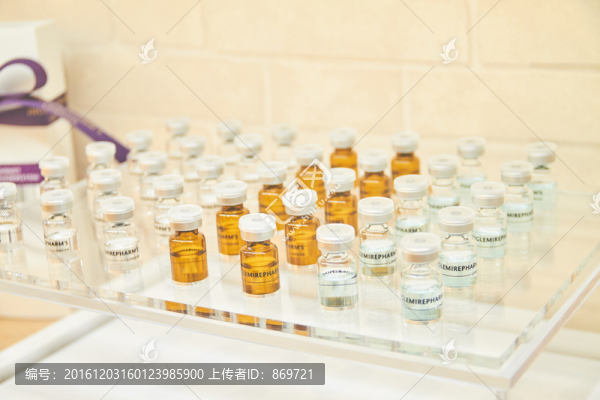 玻璃小瓶,密集