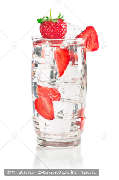 草莓冰礦泉水