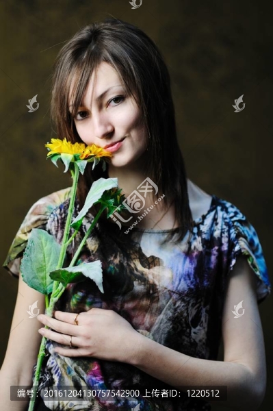 女人與花