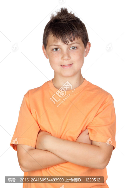 有趣的孩子與橙色的T恤