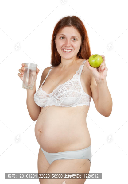 孕婦與水和蘋果