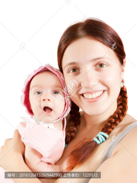 快樂的母親和她的小女兒