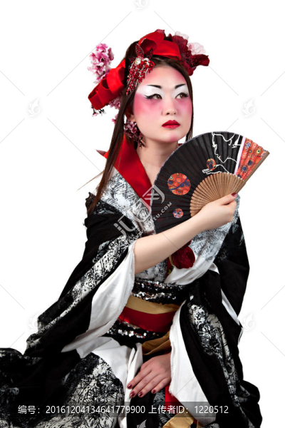 女性穿和服，孤立在白色背景