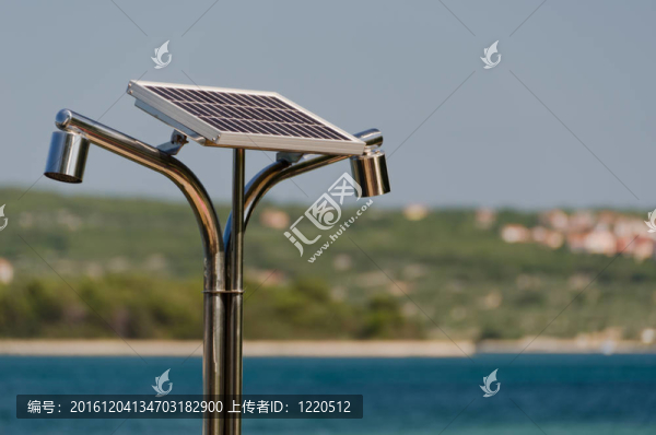 太陽(yáng)能；熱水淋浴在海邊8
