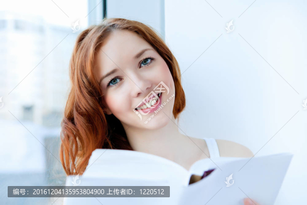 一個年輕漂亮女人的肖像