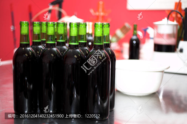 紅葡萄酒