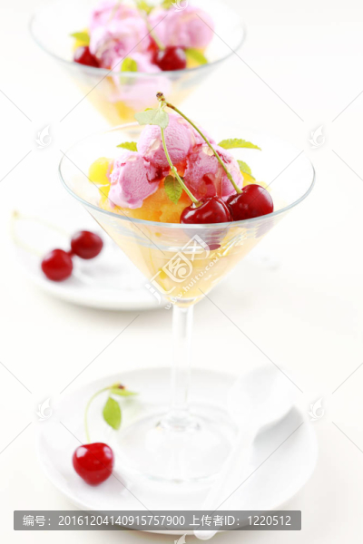 櫻桃奶油菠蘿汁