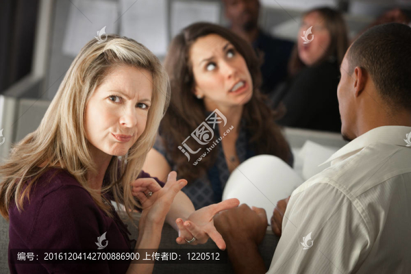 生氣的女人