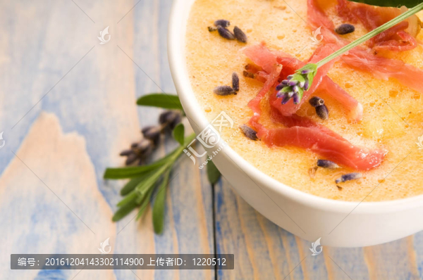 新鮮冬瓜湯火腿薰衣草花