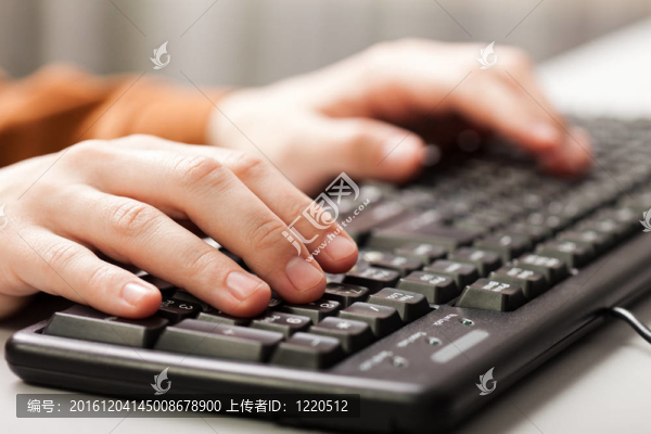 手動打字電腦鍵盤