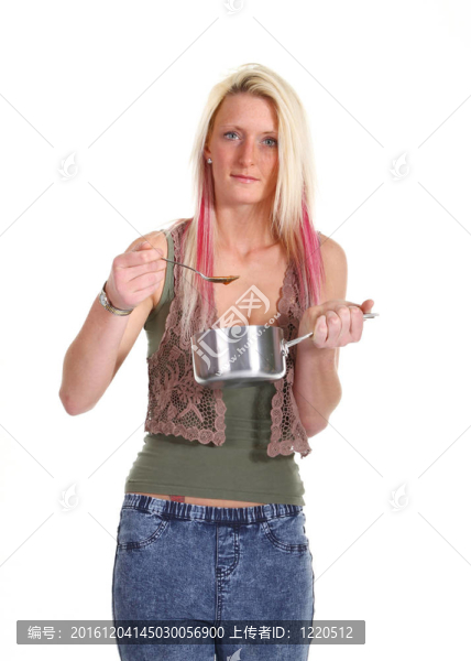 女人吃湯