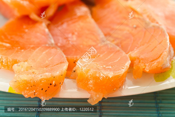 腌鮭魚