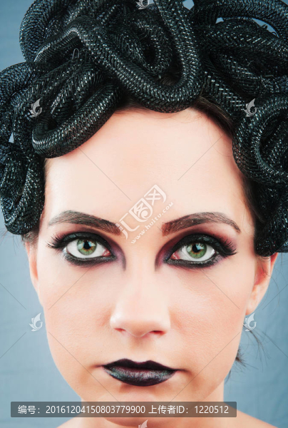 女人描繪概念和邪惡（Medusa,Gorgon）