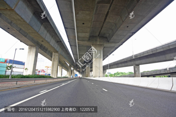 橋下公路