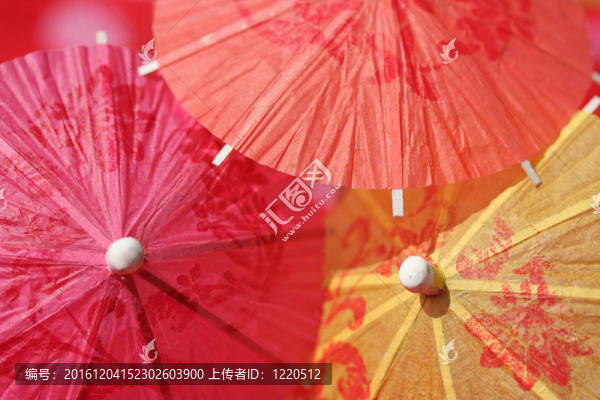 雞尾酒雨傘