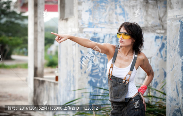 女人肖像