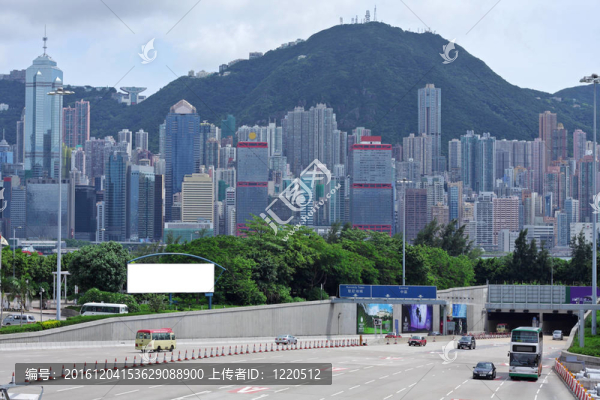 穿越現(xiàn)代城市的交通