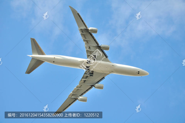 飛機(jī)