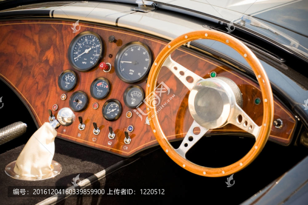 跑車的內(nèi)飾