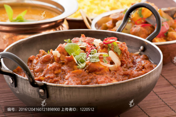 在與Rice和湯燉盅Chichen,Madras
