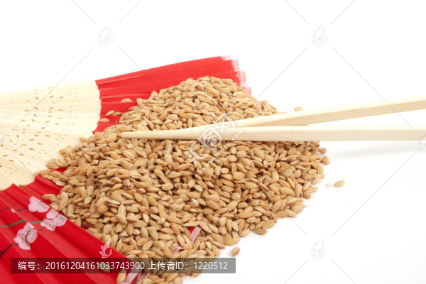 Unpeeld,rice和筷子