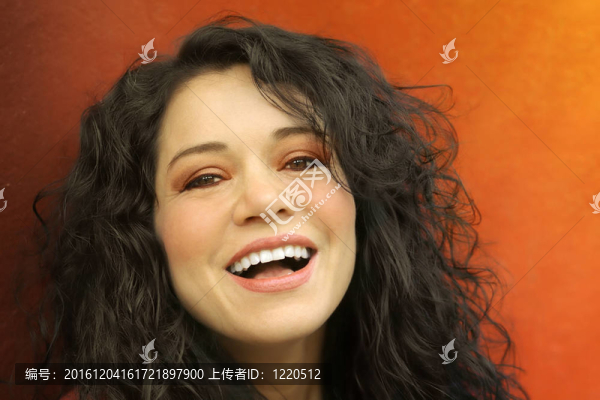微笑的女孩