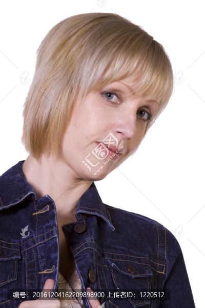 美麗的女孩站起來