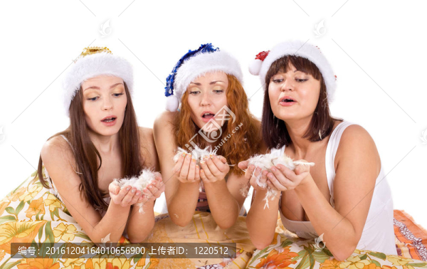 三女吹羽