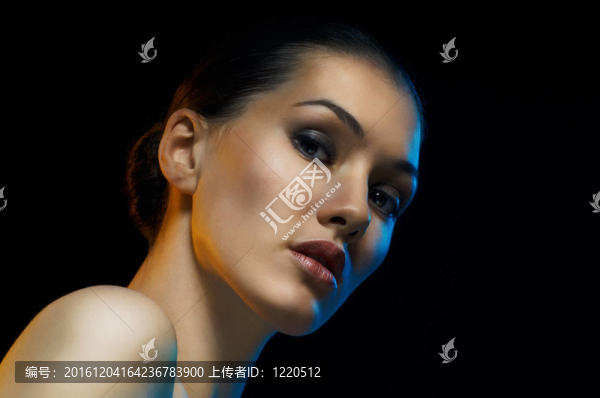 美女寫(xiě)真
