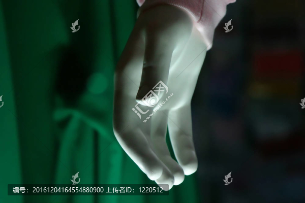 空空的手