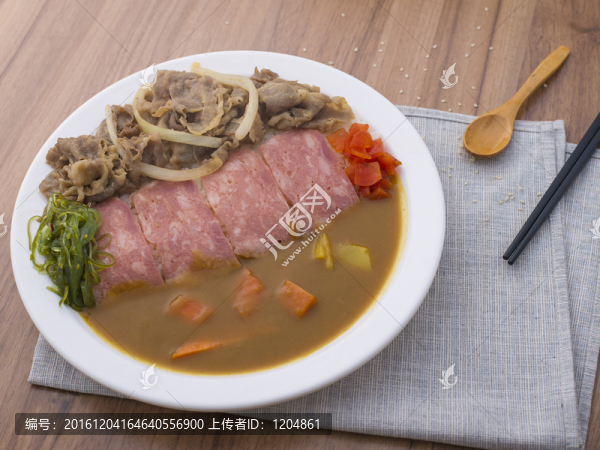咖喱牛肉蓋澆飯