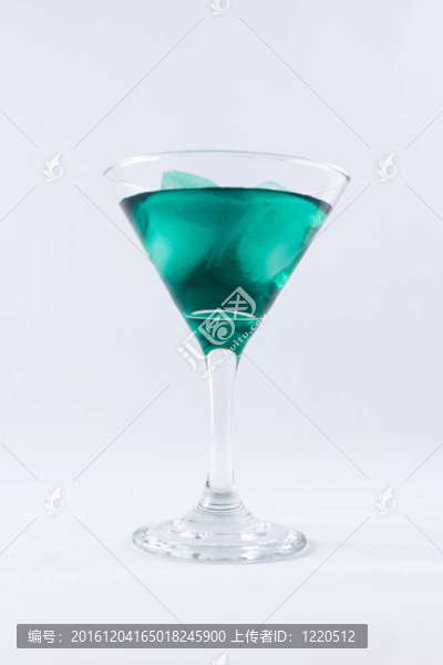 綠色飲品。