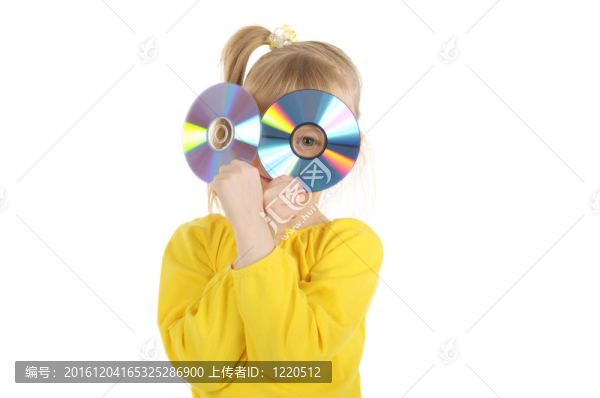 帶CD的小女孩