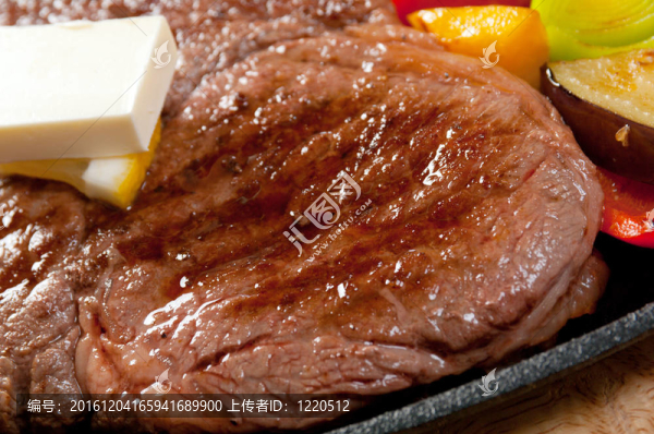 日本雪花牛肉烤