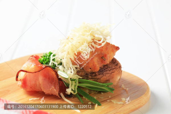 肉末蘑菇