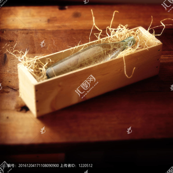 木箱瓶