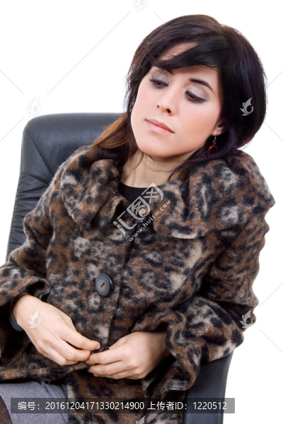 椅子上的女人