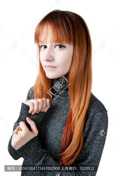 穿著毛衣穿紅頭發(fā)的漂亮女孩
