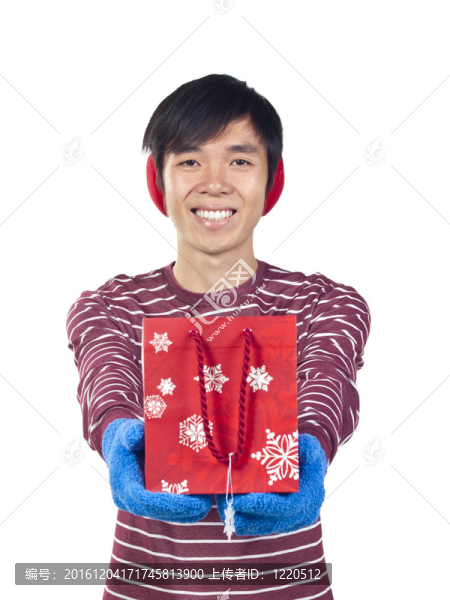亞洲青年男子禮品袋