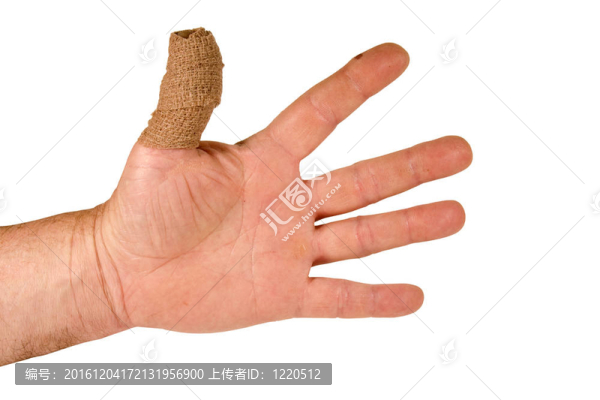 受傷的拇指包扎
