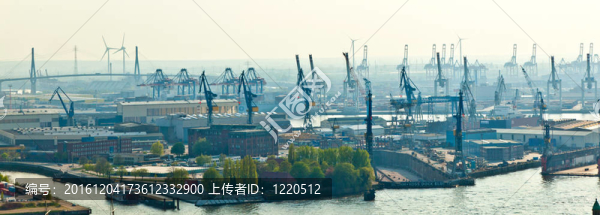 從著名的塔米凱利斯?jié)h堡城市風(fēng)貌