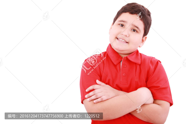 快樂小男孩看相機