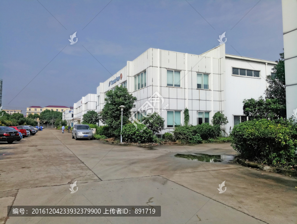工業(yè)廠房,廠房外景