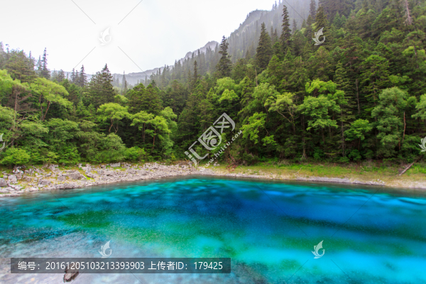 九寨溝五彩池