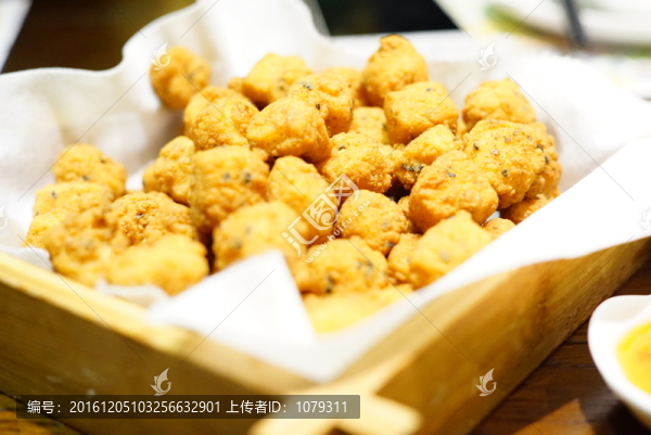 菜肴,炸豆腐